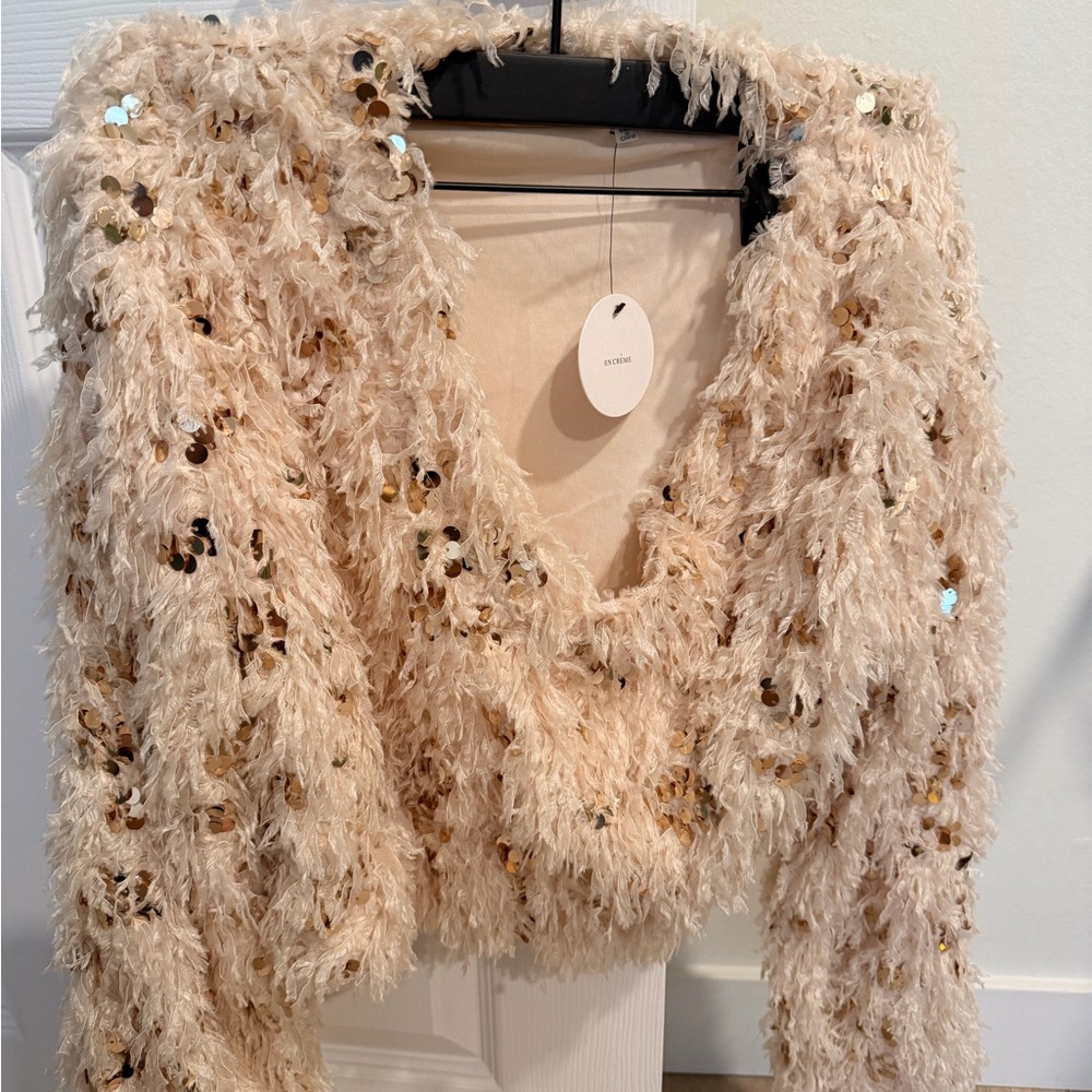 En Creme Champagne Fringe Sequin Teddy sweater